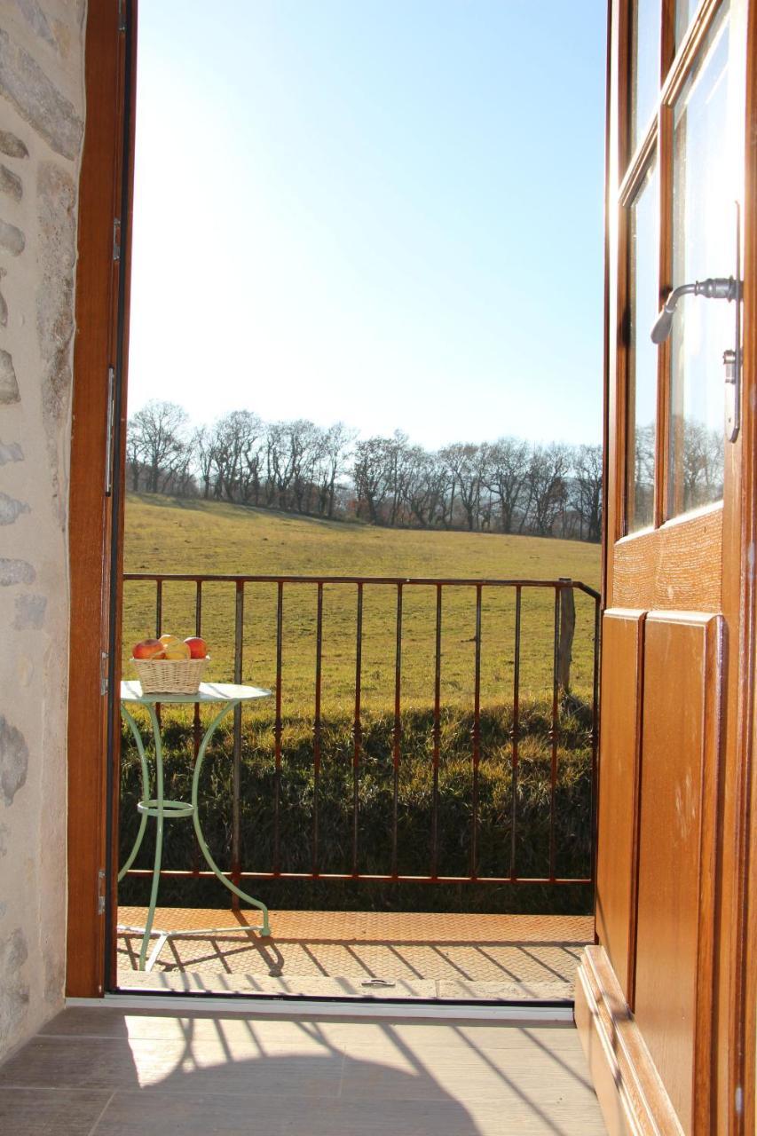 Domaine Insolite Du Petit Moras Chomérac Exteriör bild